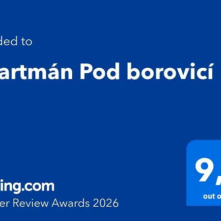 Pod Borovici アパート