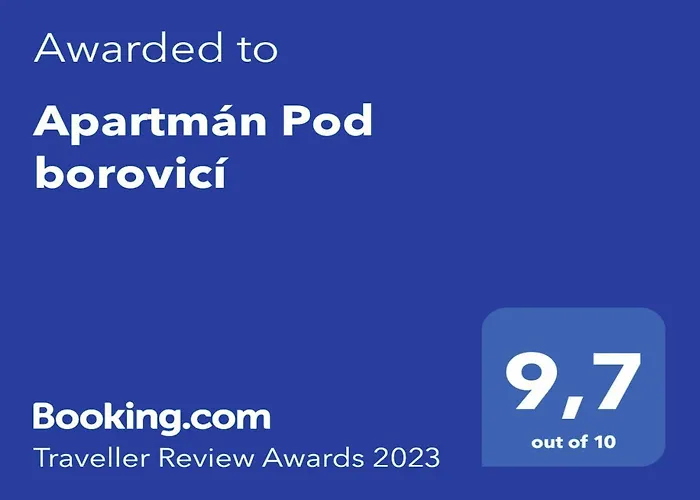 Pod Borovici アパート